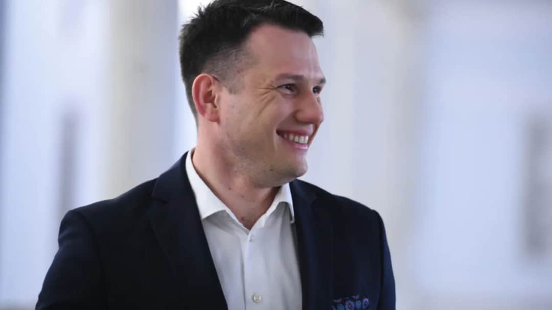 Jaką firmę ma Mentzen? Odkryj działalności i usługi Sławomira Mentzena