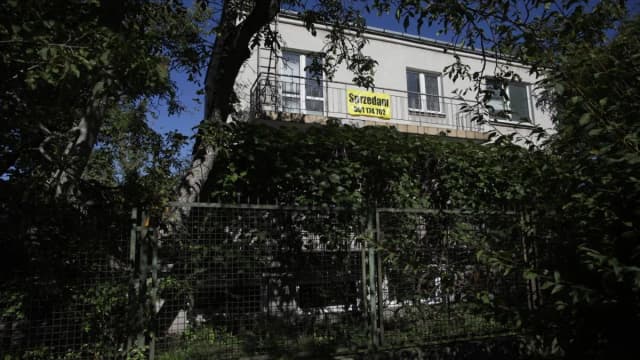 Gdzie mieszka Kaczyński? Odkryj tajemnice jego warszawskiej willi