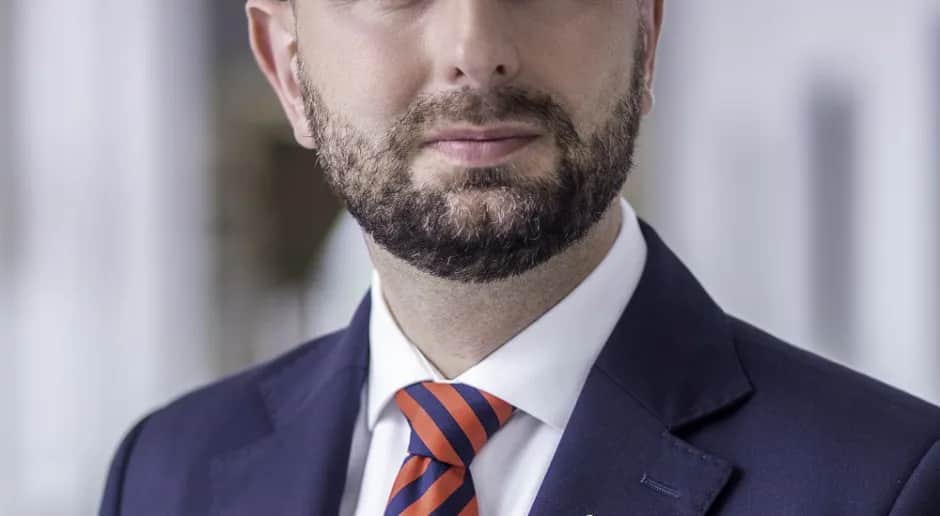 Władysław Kosiniak-Kamysz – jaką partię prowadzi i co to oznacza?