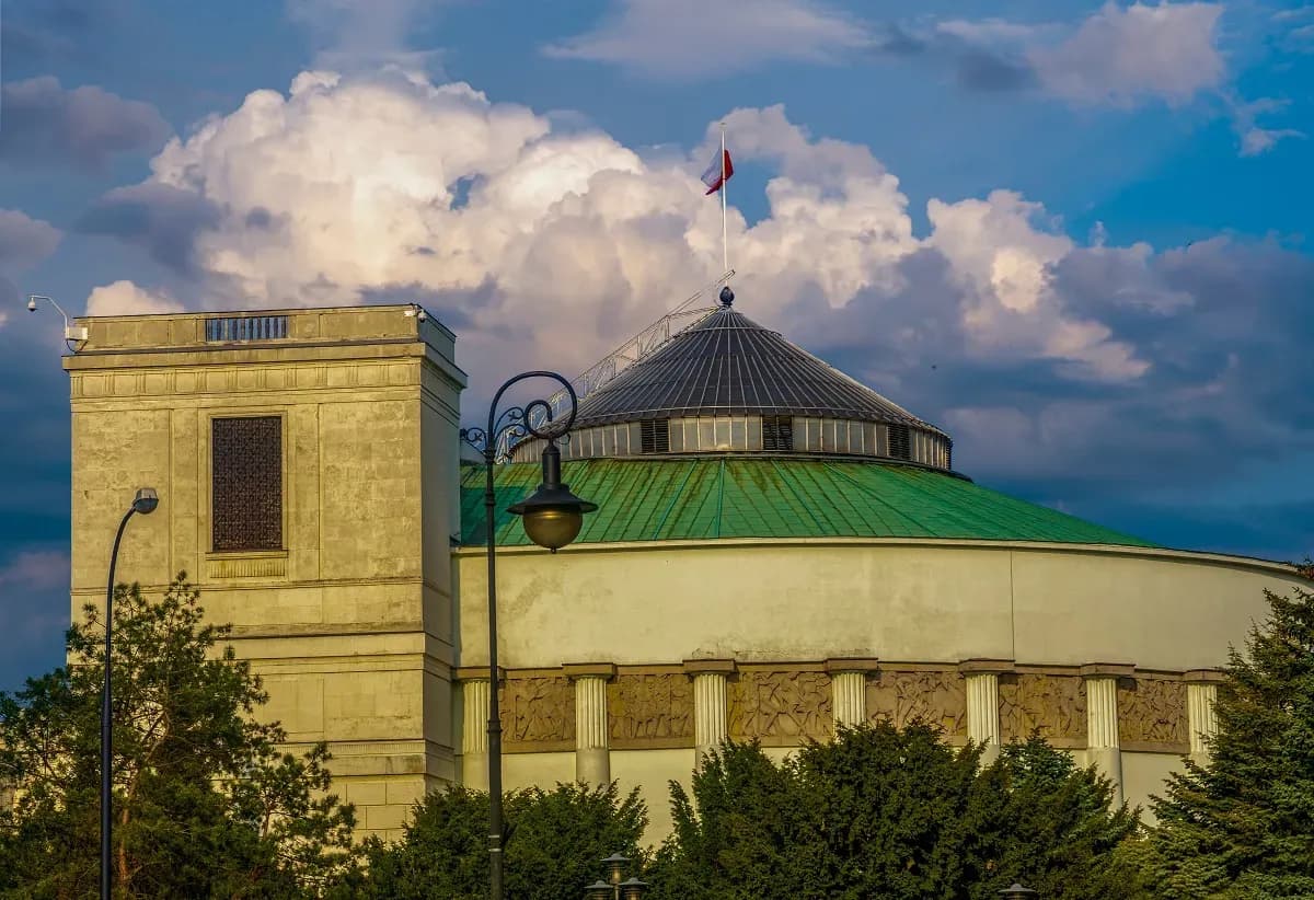 Sejm co to? Kluczowe informacje o roli i funkcjach sejmu w Polsce